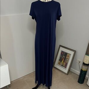 Elegant Navy Blue Maxi Dress